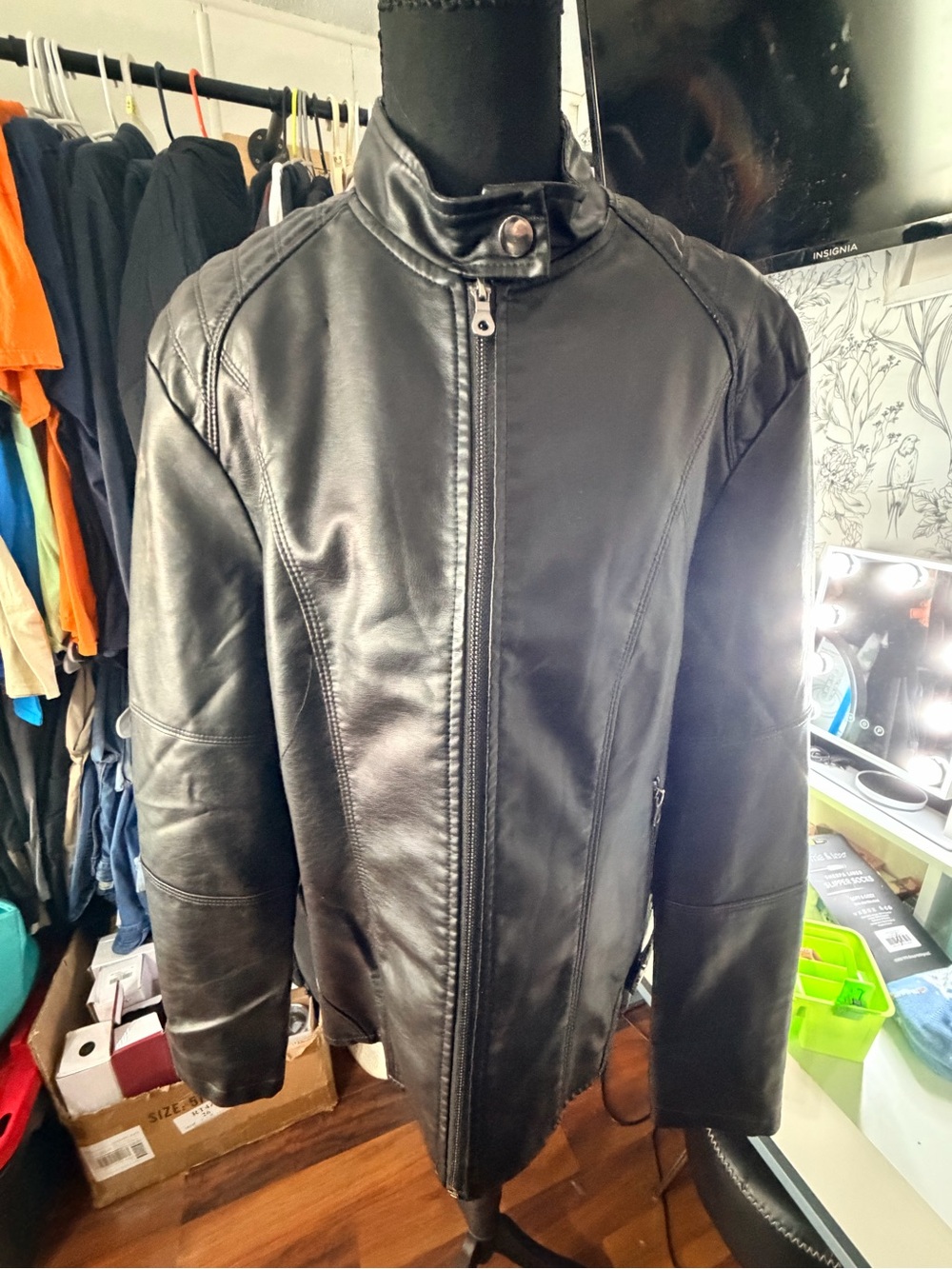 Source Unknown Black Moto-Style Leather Jacket with Snap Neck